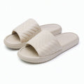 Chanclas tipo pala talla 40/41 de material sintético beige con plantilla texturizada para uso diario
